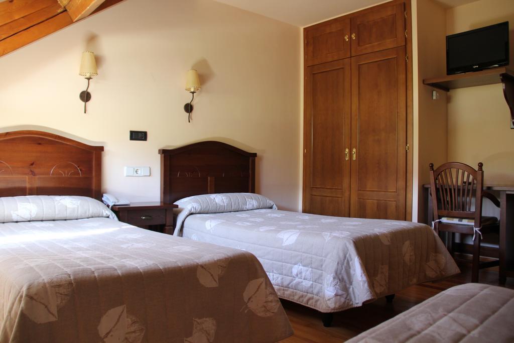 Hotel Rantiner Taull Bagian luar foto