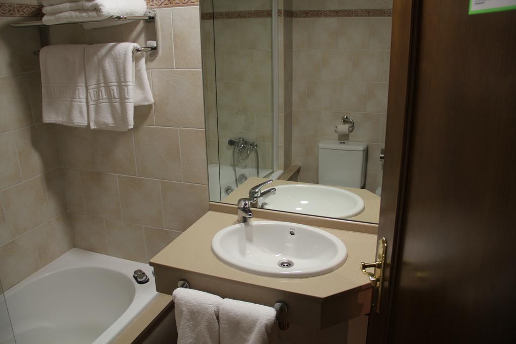 Hotel Rantiner Taull Bagian luar foto