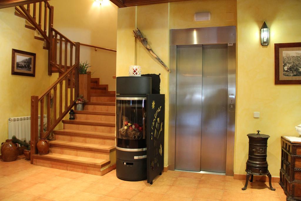 Hotel Rantiner Taull Bagian luar foto